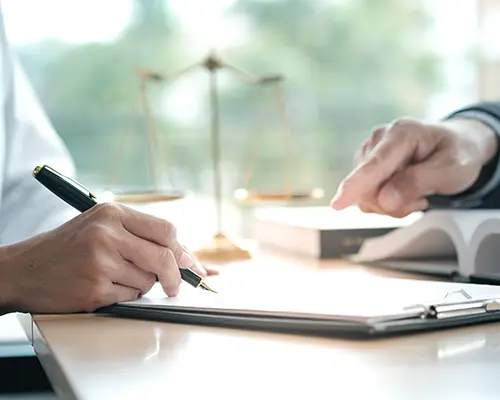 Ql Mediation Adobestock 246973839